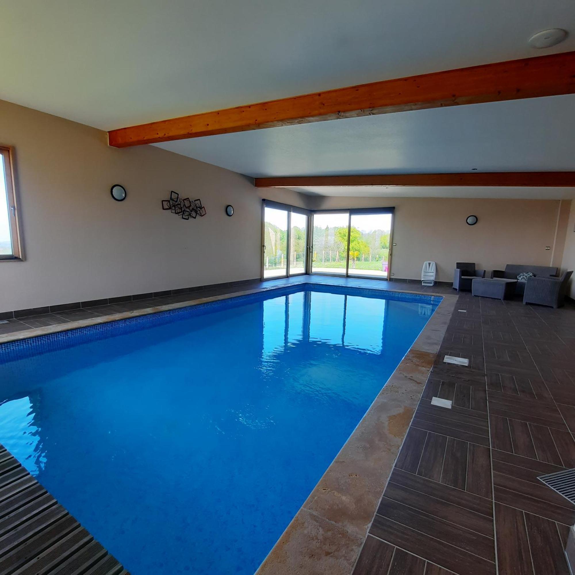 Magnifique Villa Avec Piscine Interieure Saint-Pois 외부 사진